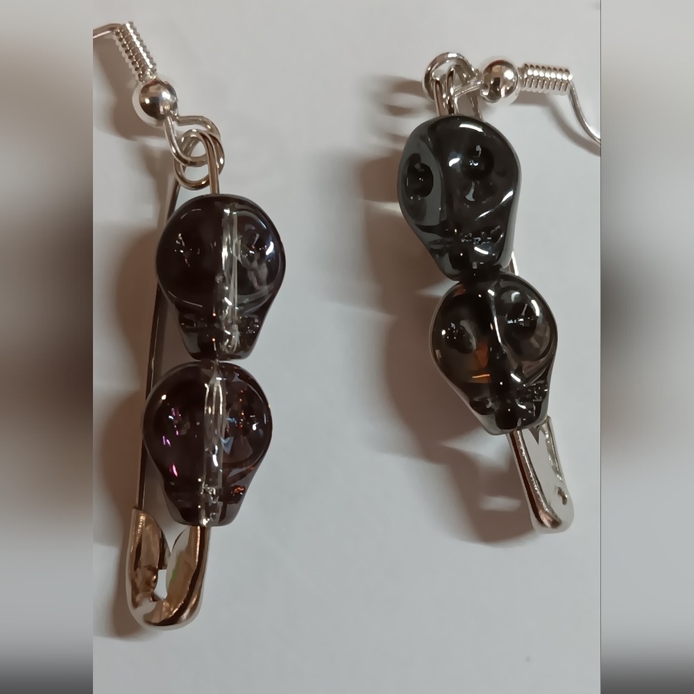 925 Skull Pin Earrings (New)